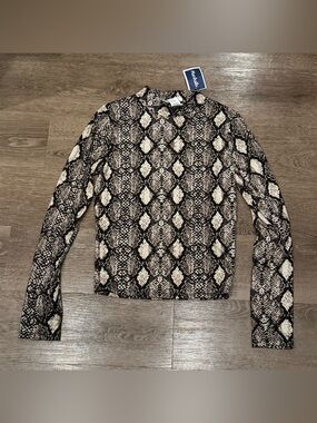 Caution To The Wind Snake-Print Long Sleeve Shirt - Black & Cream